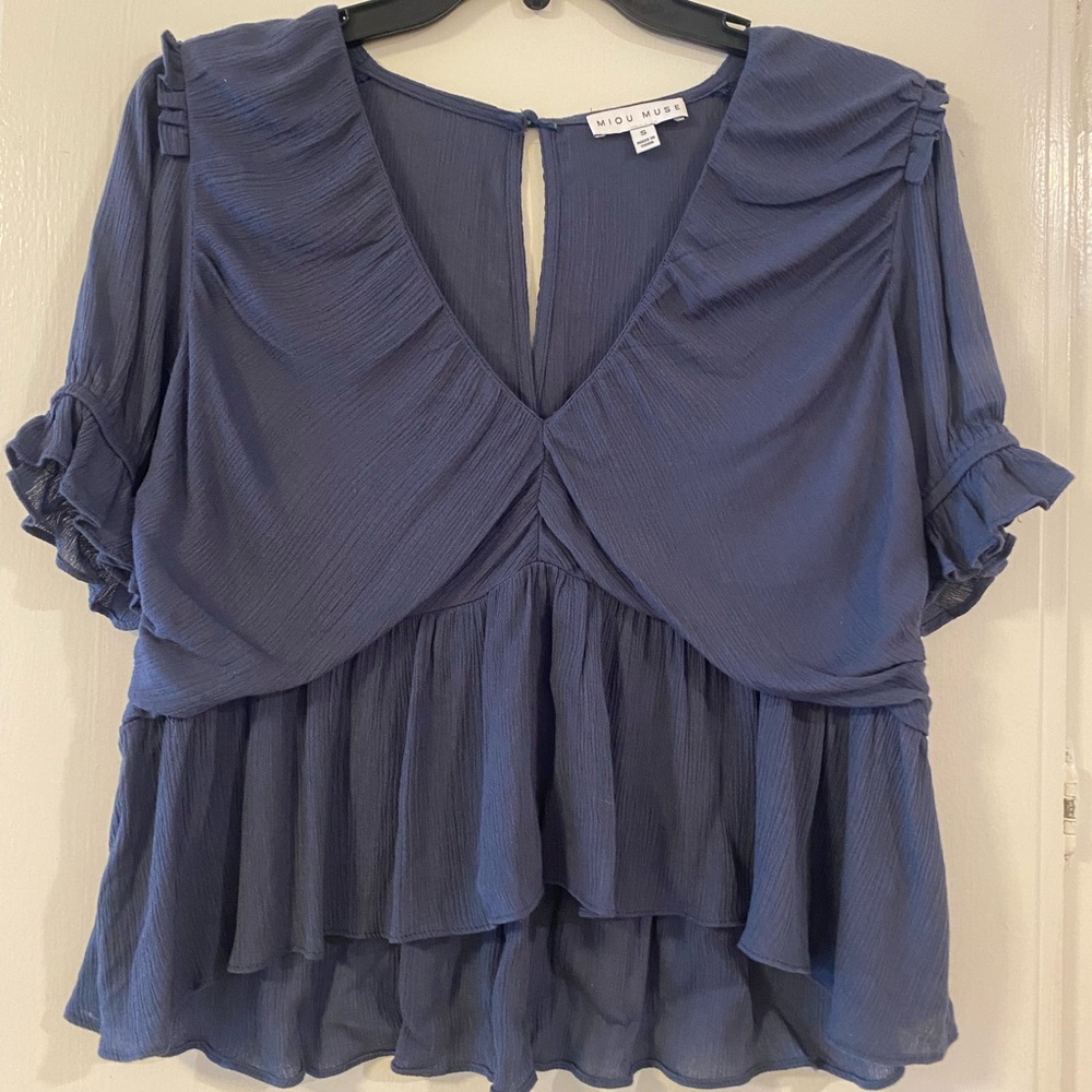 Women’s Miou Muse Sapphire Blue Layering Style Top Blouse Sz Small